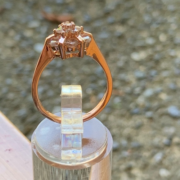 Flower Zircon wedding Rings Crystals Rose Gold - Picture 8 of 8